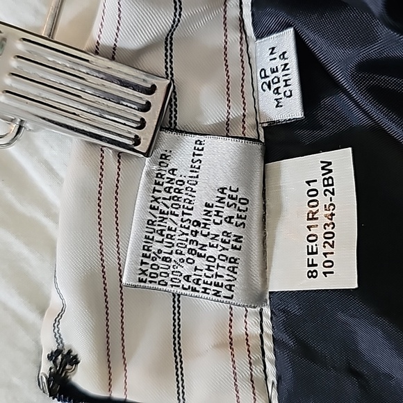 Anne Klein  Pin Striped  Skirt Size 2P - Picture 5 of 5